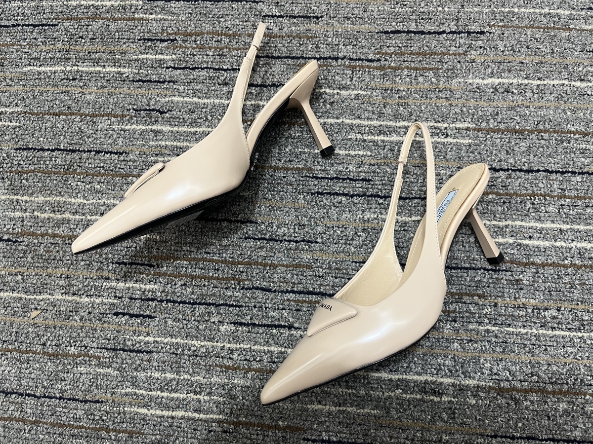 Women P*rada Top Quality Sandals