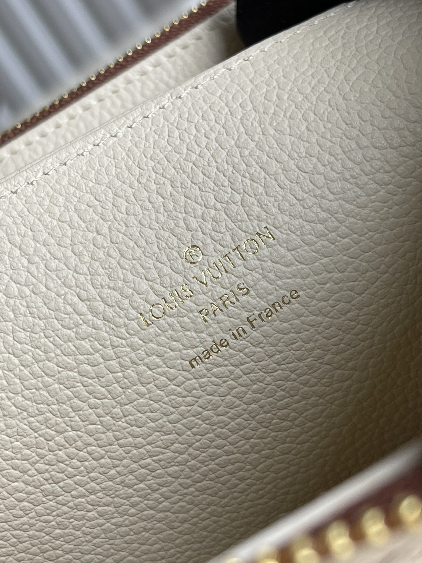 L*ouis V*uitton Top Bag 19.5*10.5*2.5cm