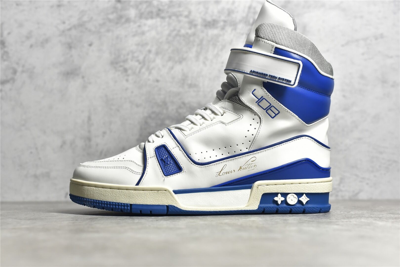 Men L*ouis V*uitton Top Sneakers