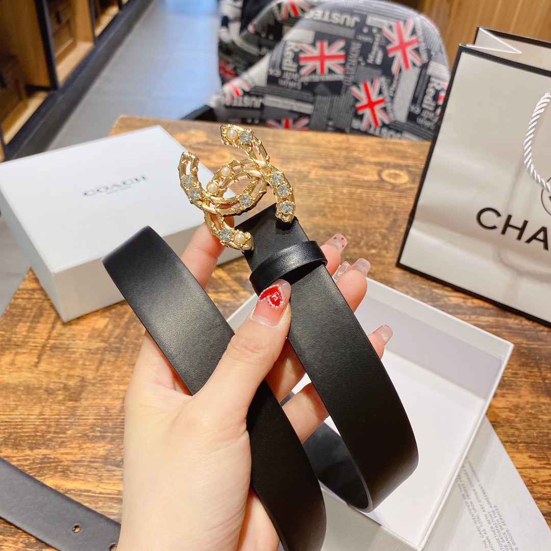 C*hanel Belts Top Version