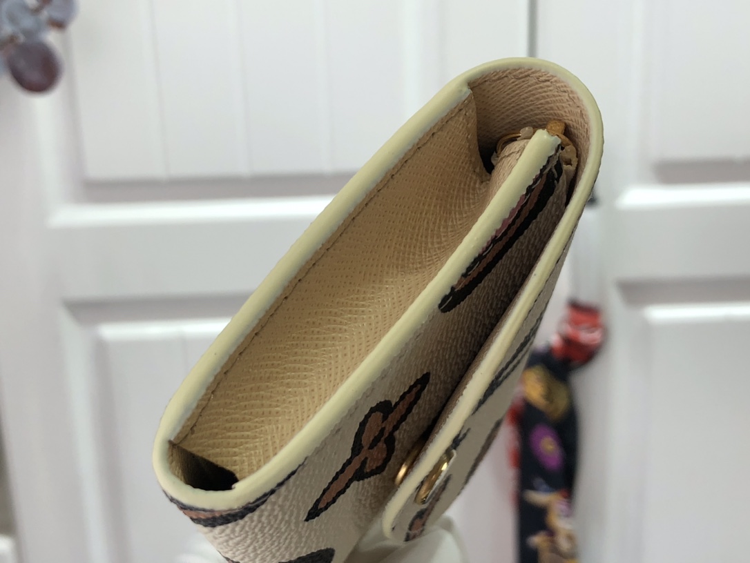 L*ouis V*uitton Bag Top Quality 11*8*2.5cm