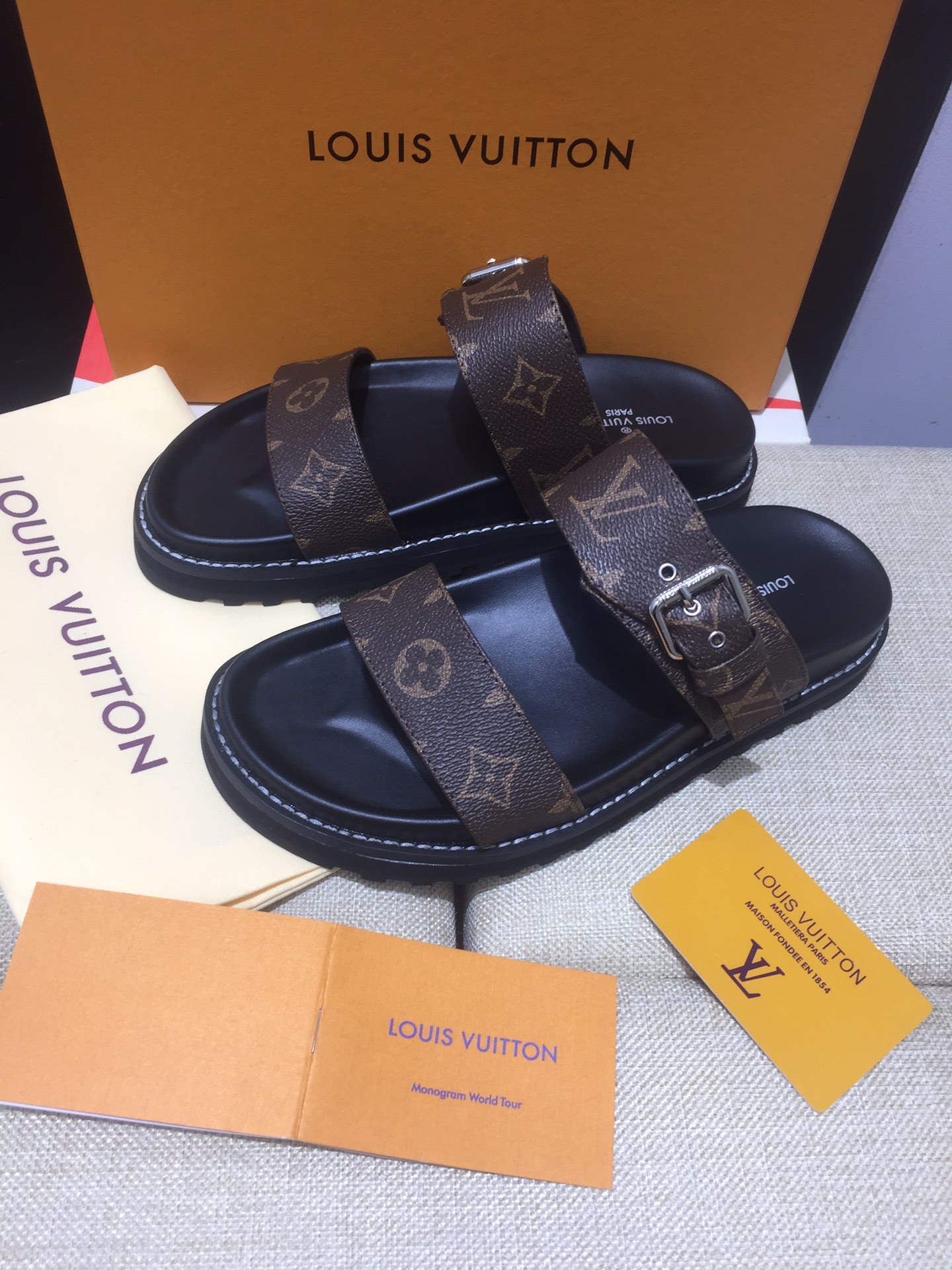 Women L*ouis V*uitton Top Slippers