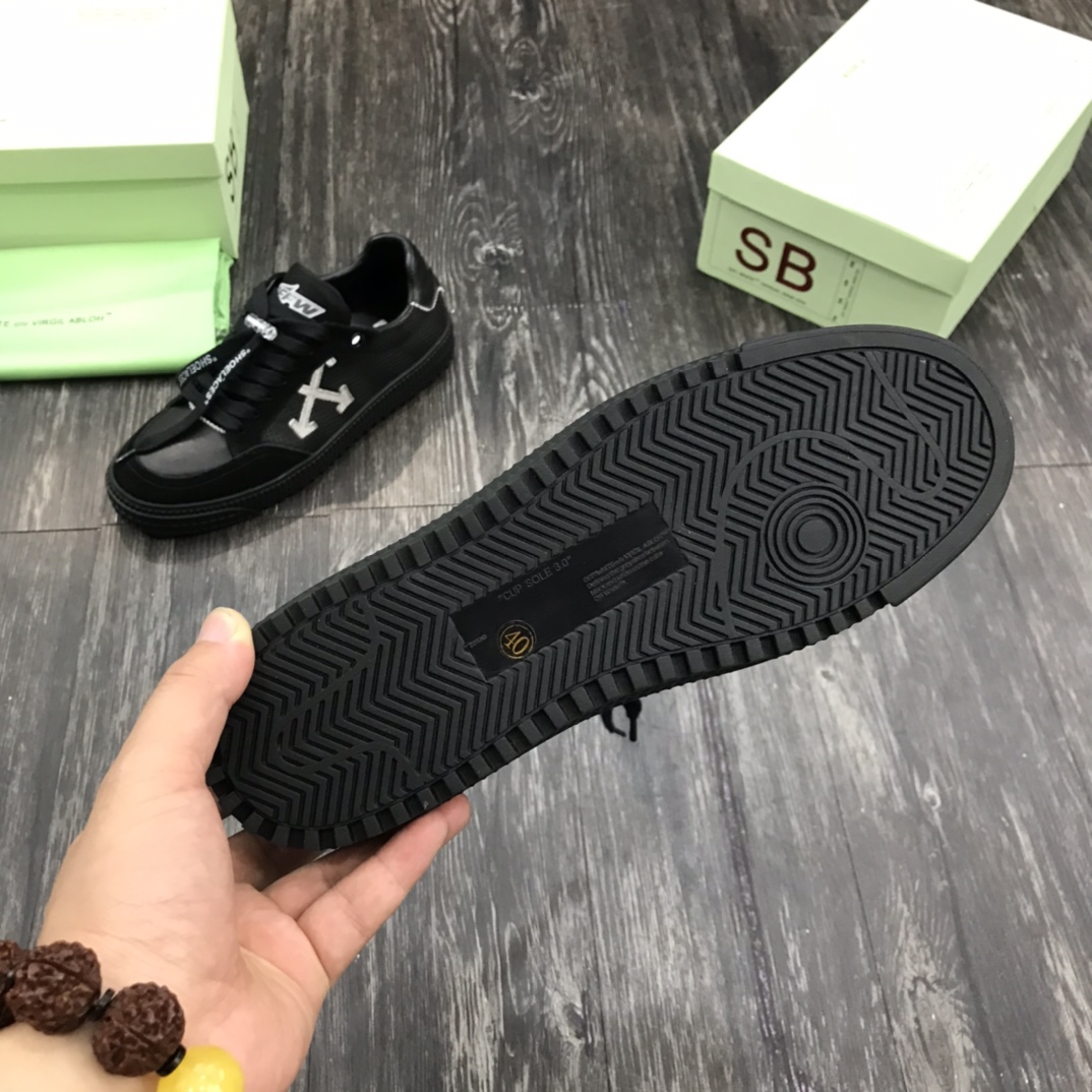 Men Off W*hite Top Sneaker