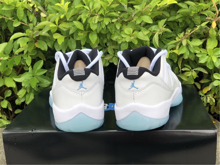 Air Jordan 11 Low”Legend Blue“ AV2187-117