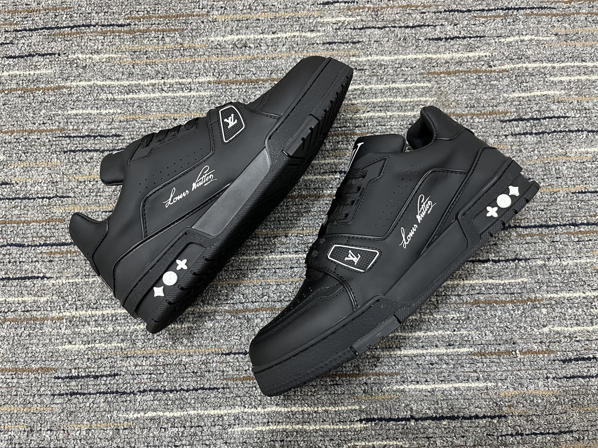 Men L*ouis V*uitton Top Sneaker