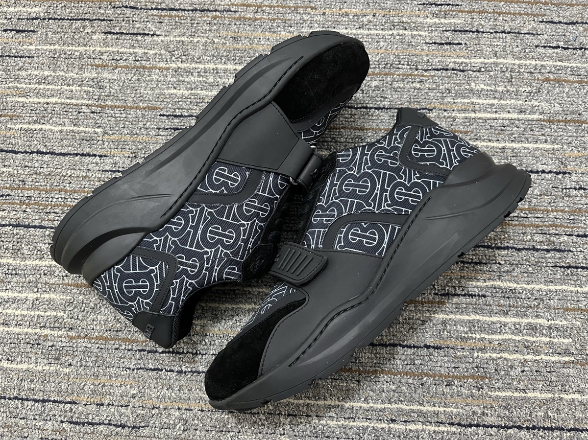 Men B*urberry Top Sneakers