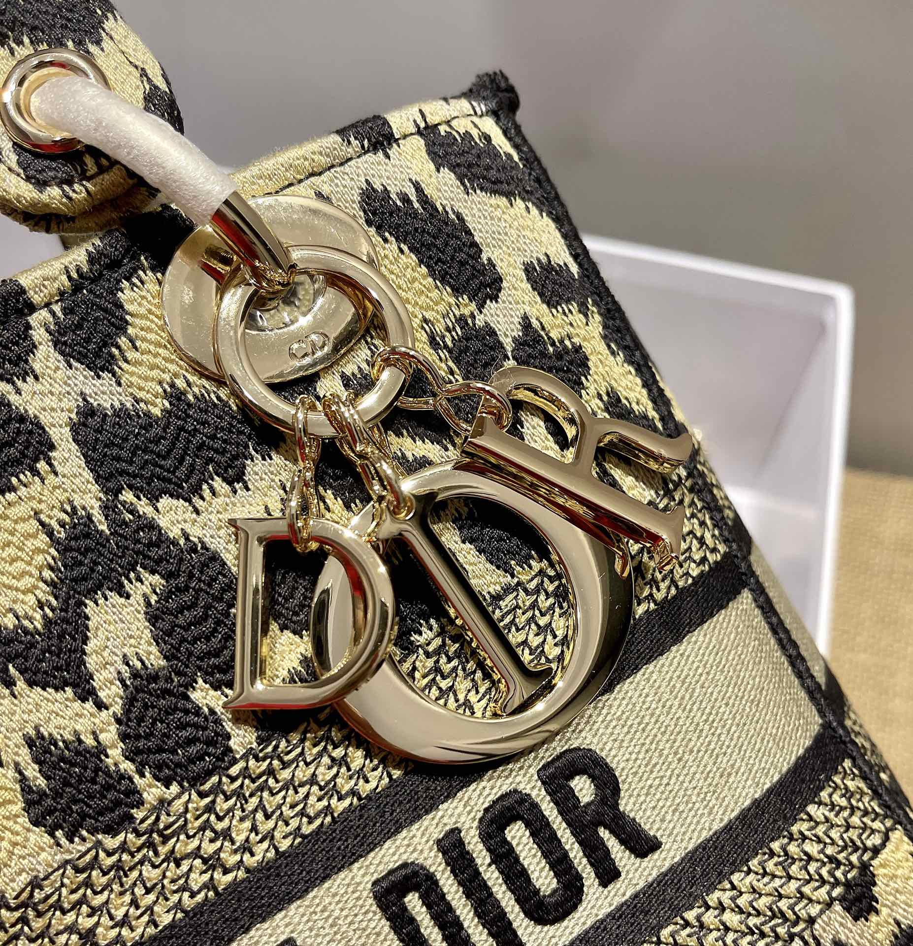 D*ior Top Bag 24*20*11cm