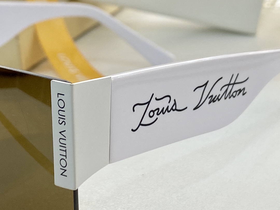 L*ouis V*uitton Glasses Top