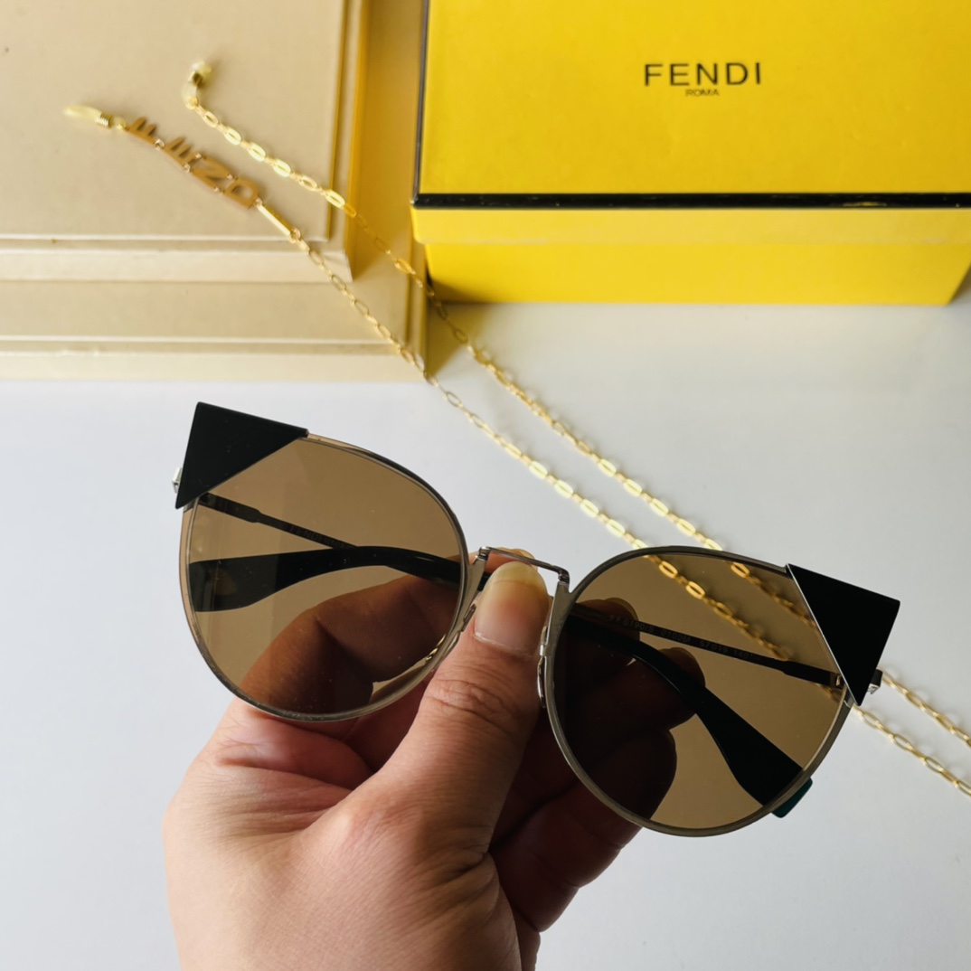 F*endi Glasses Top