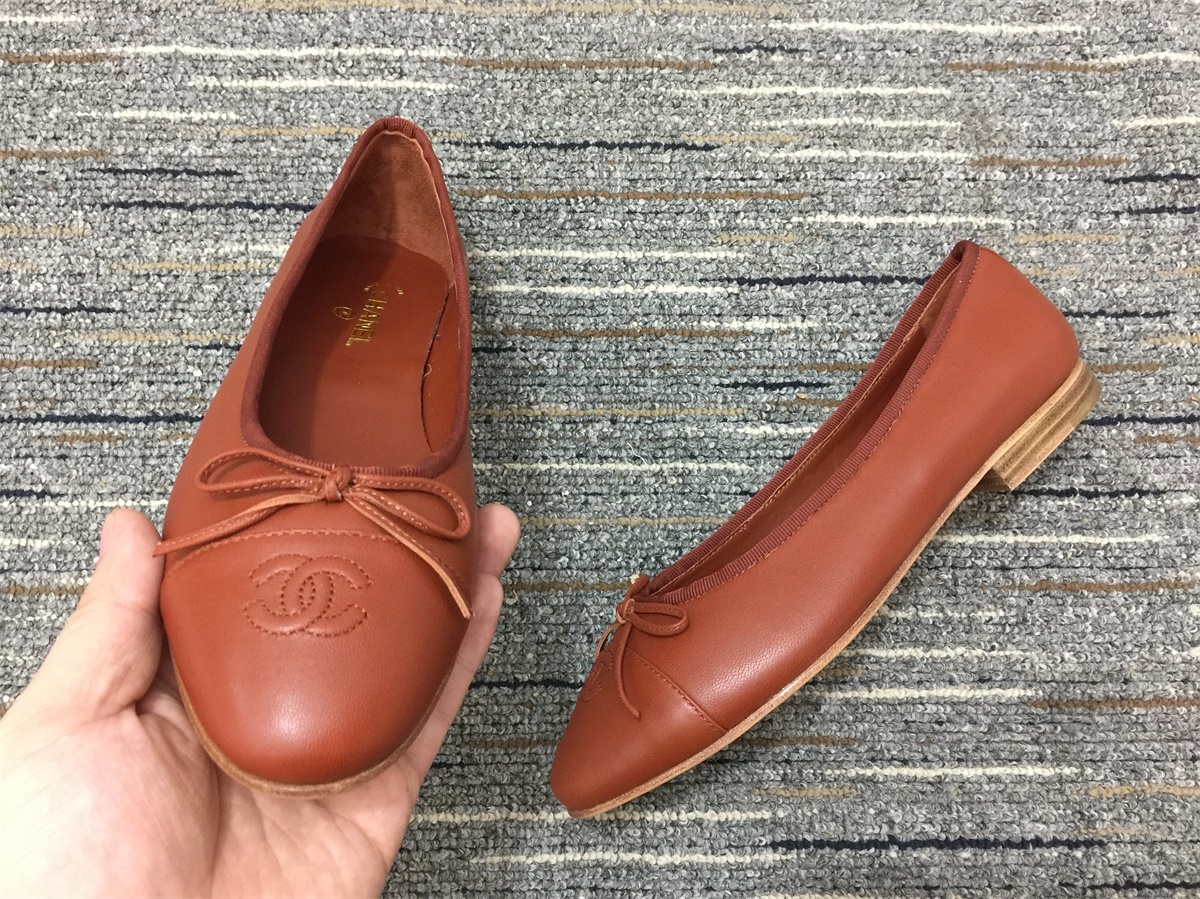 Women C*hanel Top Slippers