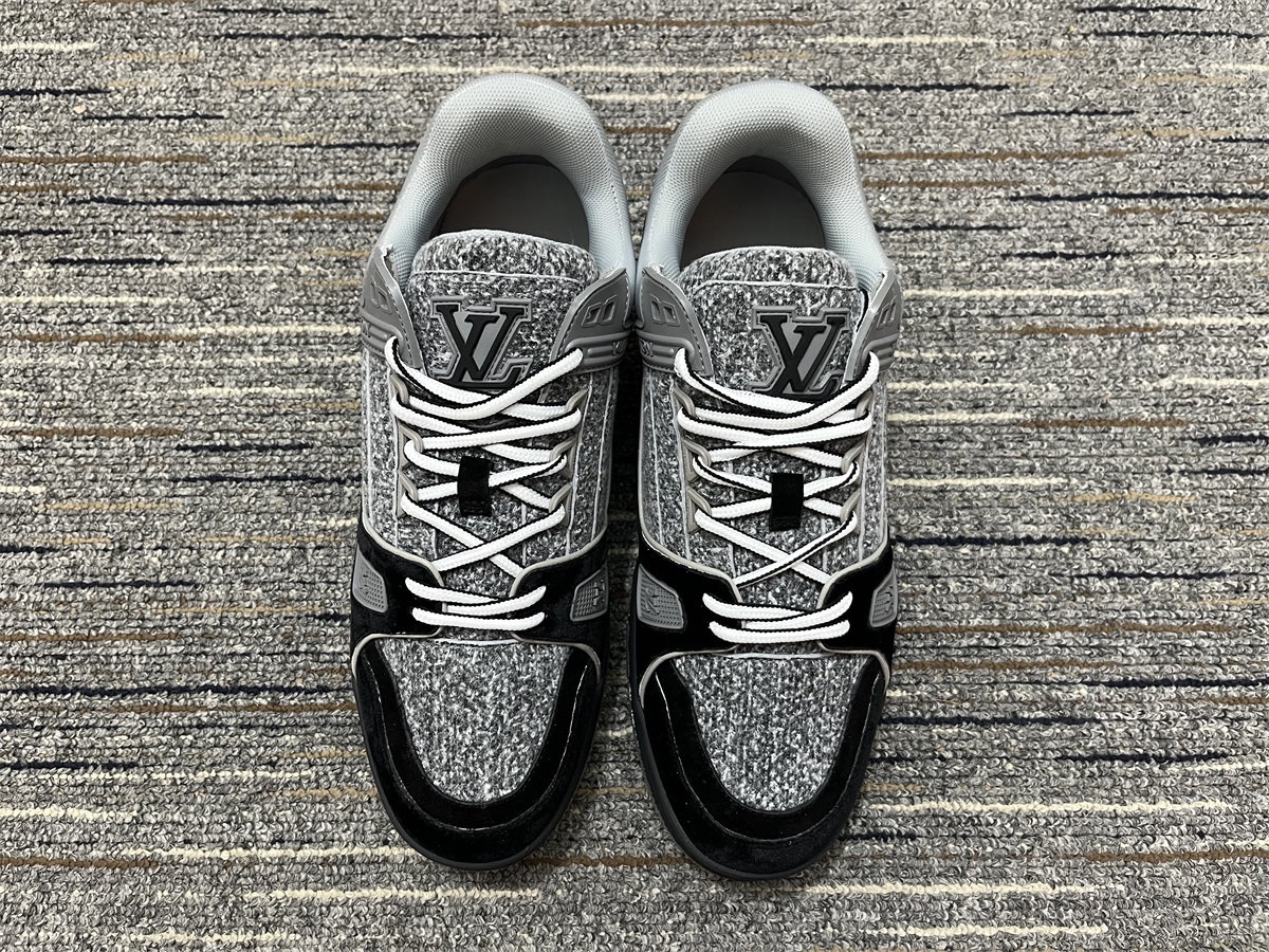 Men L*ouis V*uitton Top Sneakers