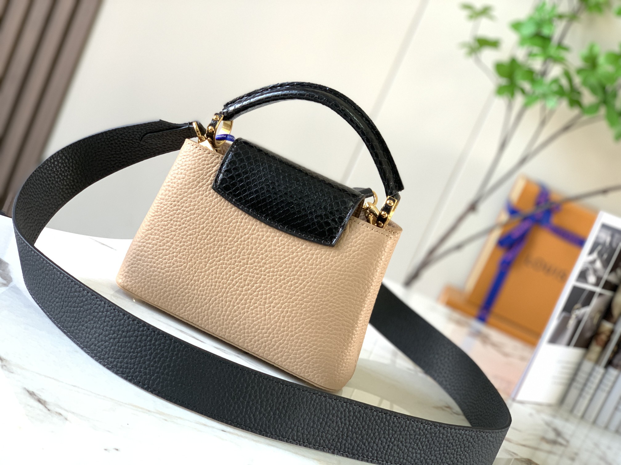 L*ouis V*uitton Bag Top Quality 21*14*8CM