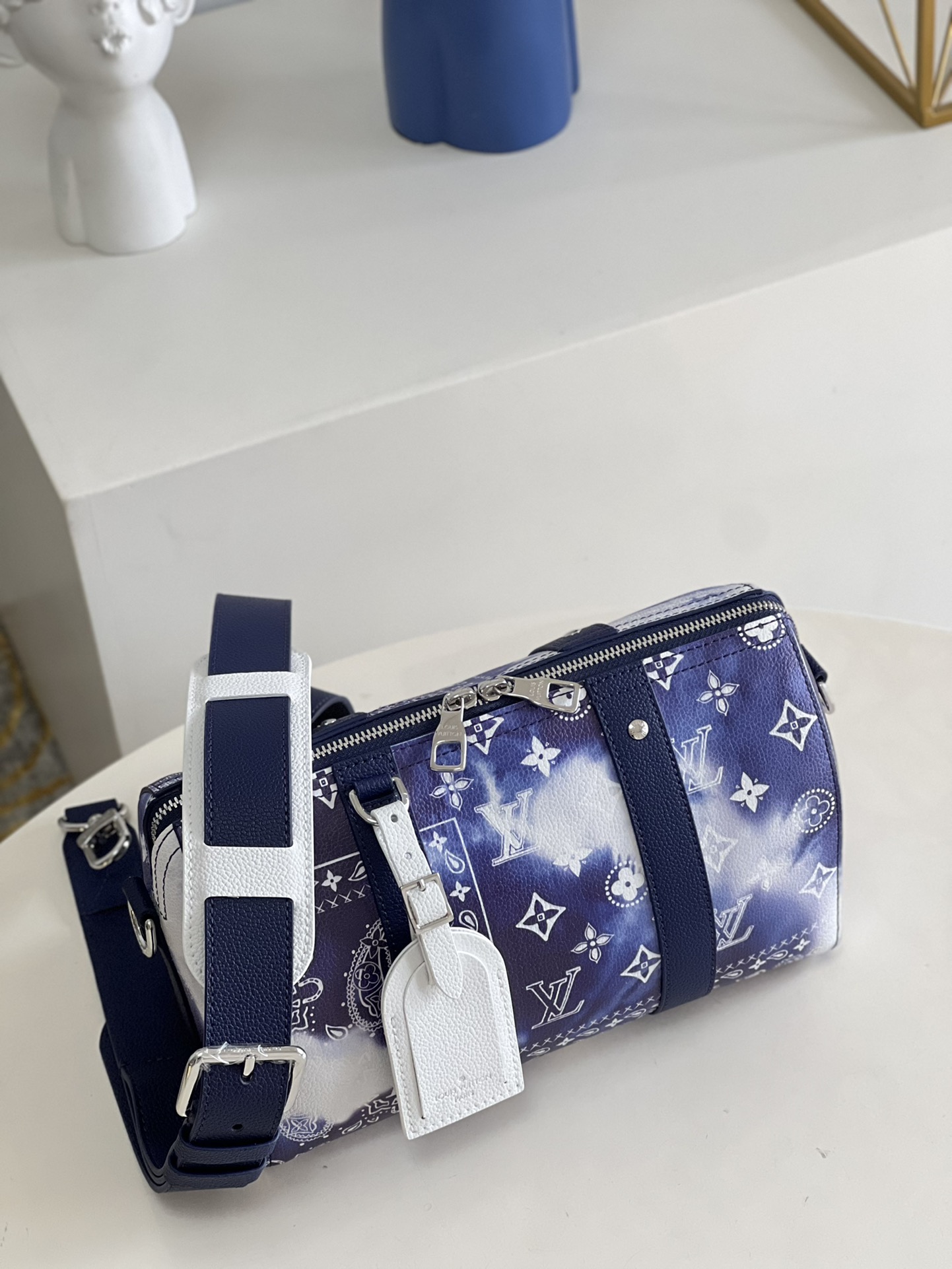 L*ouis V*uitton Top Bag 27*17*13cm