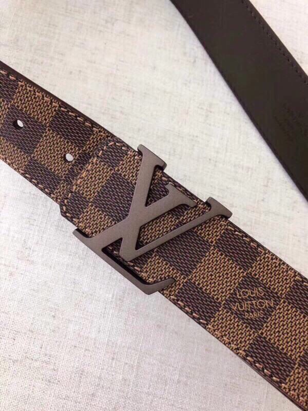 L*ouis V*uitton Belts Top Version