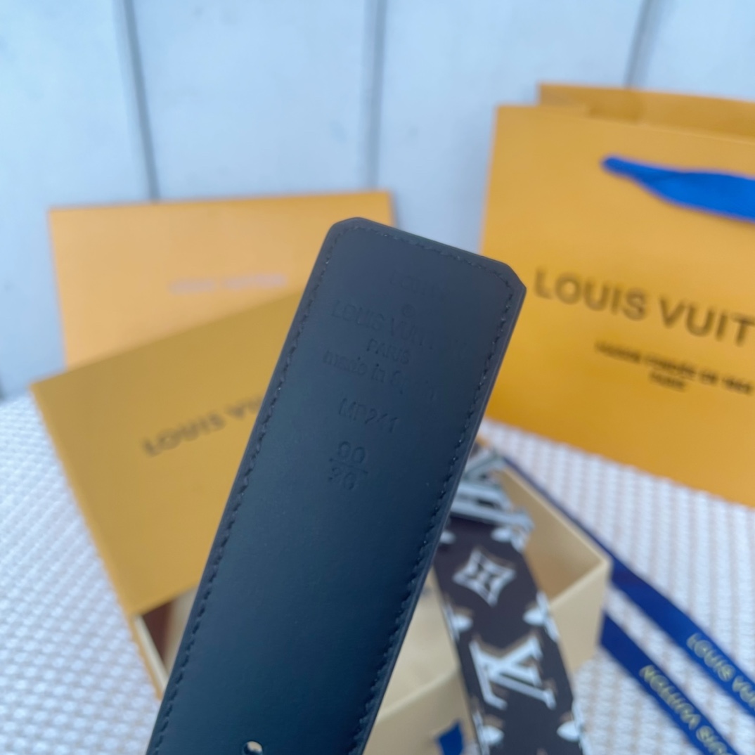 L*ouis V*uitton Belts Top Quality 40MM