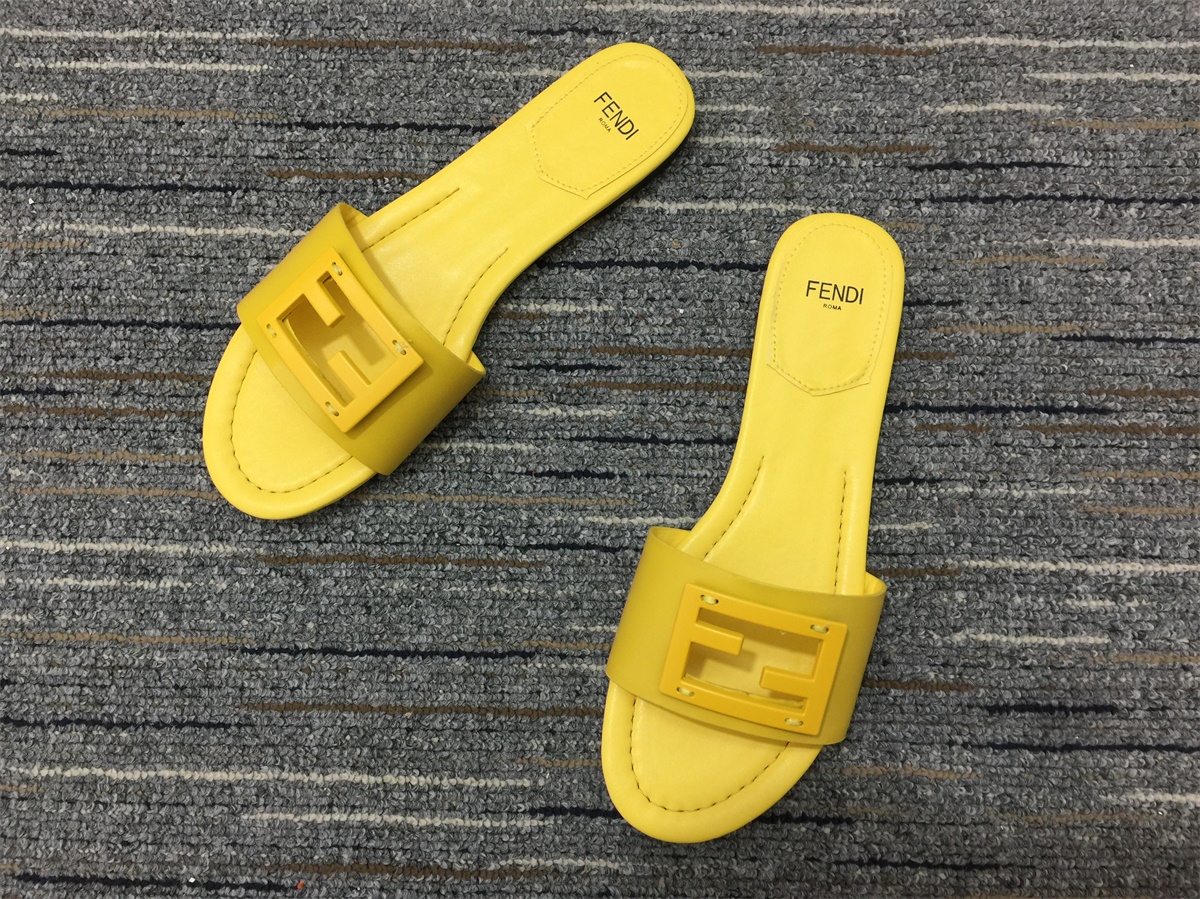 Women F*endi Top Sandals