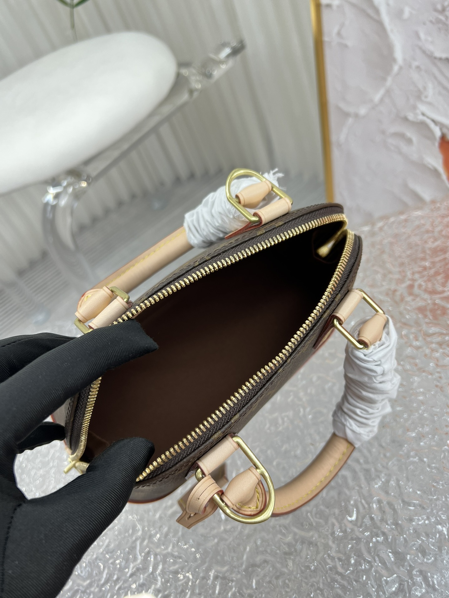 L*ouis V*uitton Top Bag 25*19*12cm