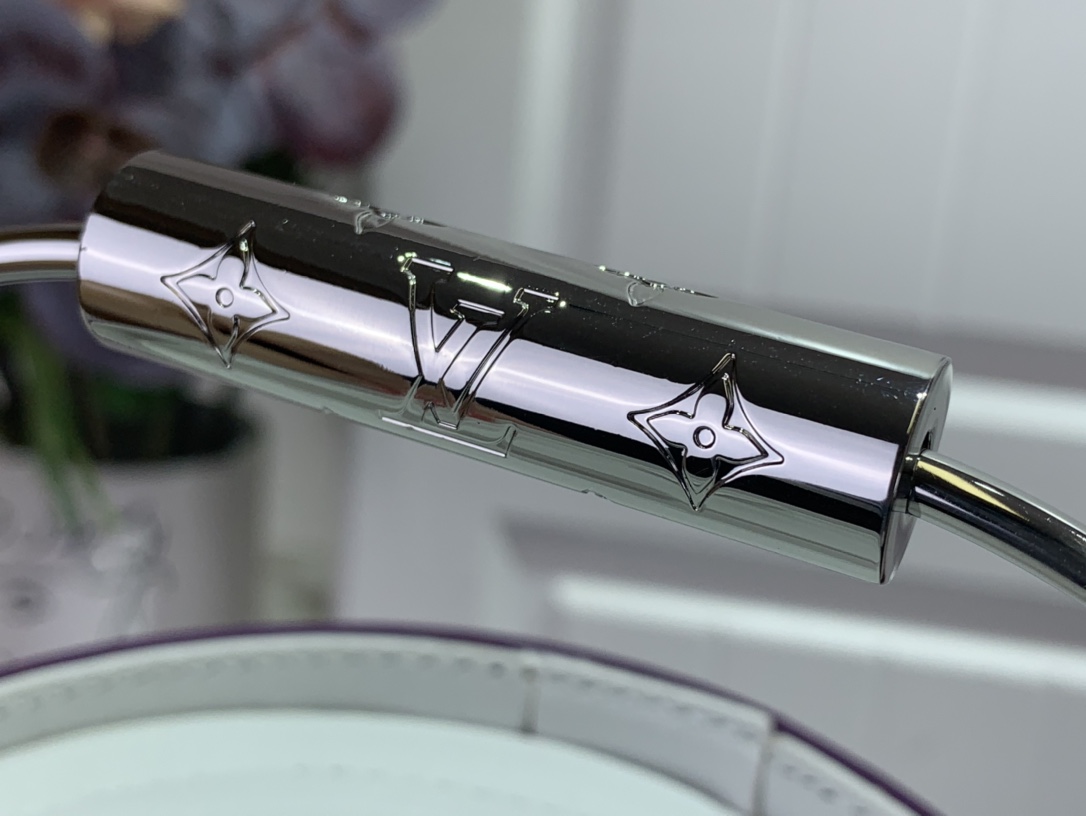 L*ouis V*uitton Bag Top Quality 13.5*17*7CM