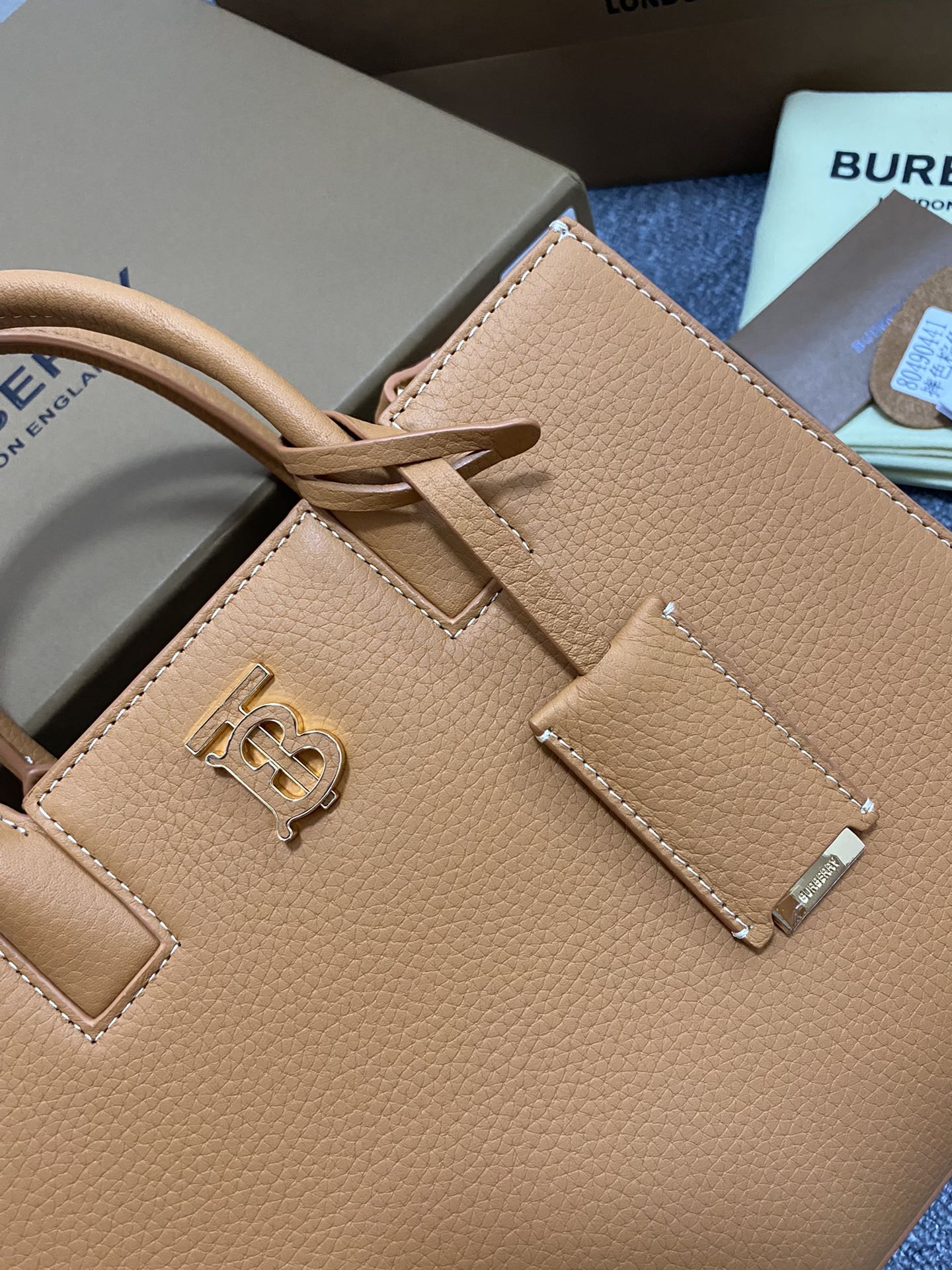 B*urberry Bag Top Quality 27*11*20CM