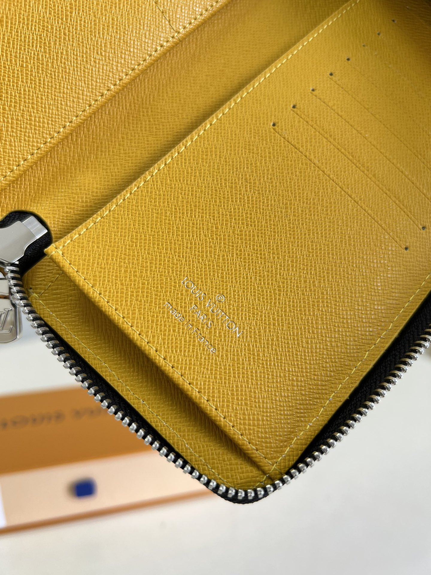 L*ouis V*uitton Bag Top Quality 10*20*2cm