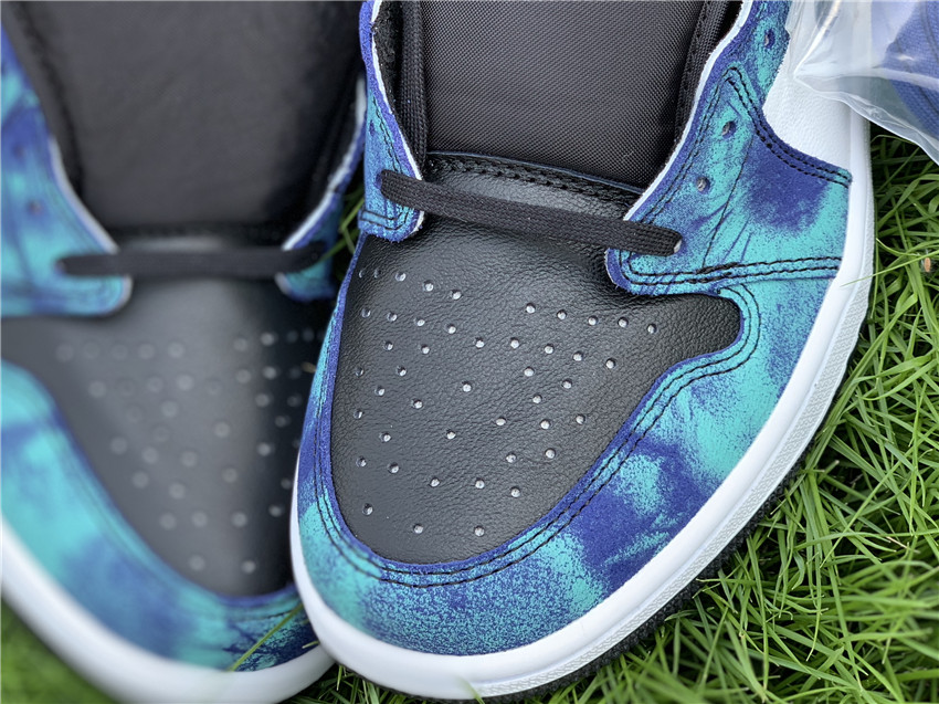 Air Jordan 1 High OG WMNS “Tie-Dye” CD0461-100