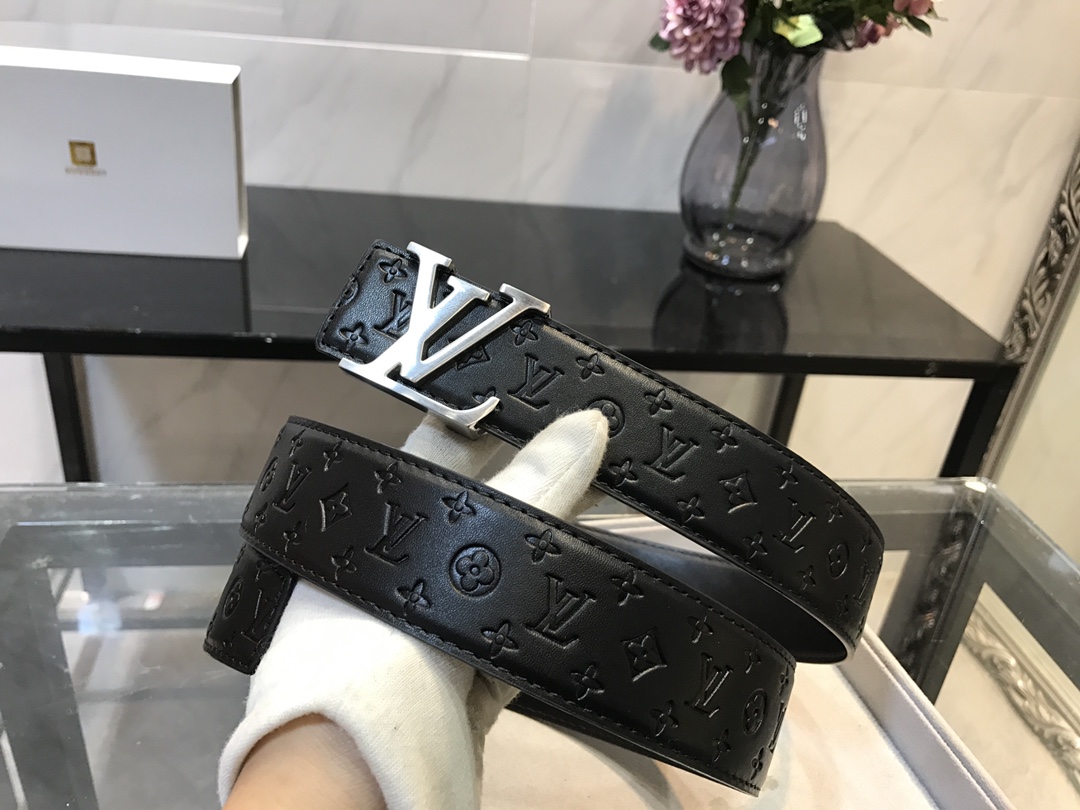 L*ouis V*uitton Belts Top Version