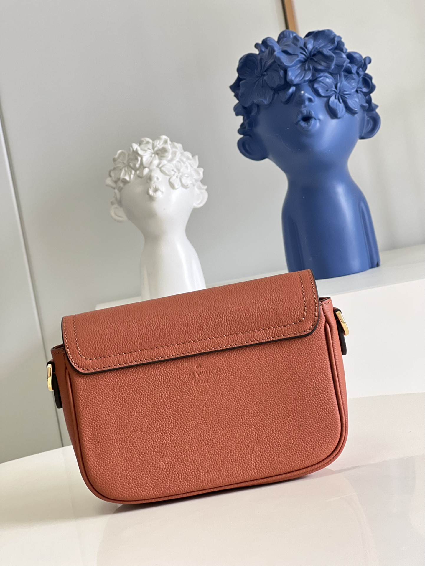 L*ouis V*uitton Bag Top Quality 19*13*8CM