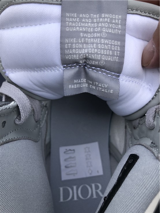 Air Jordan 1 Retro High D*ior CN8607-002