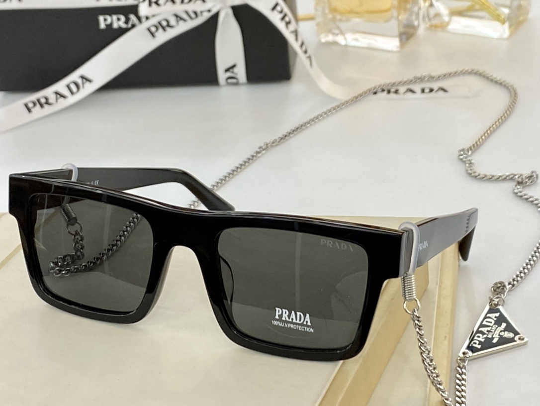 P*rada Glasses Top