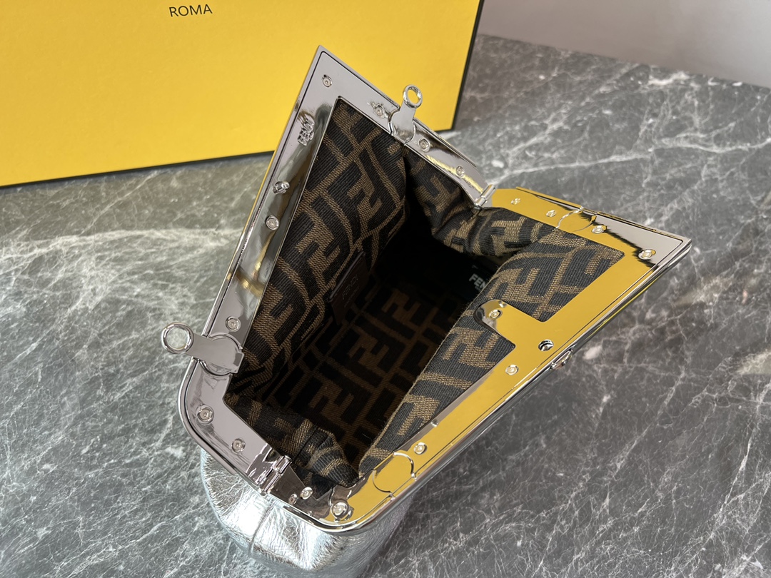 F*endi Bag Top Quality 25*9*18CM