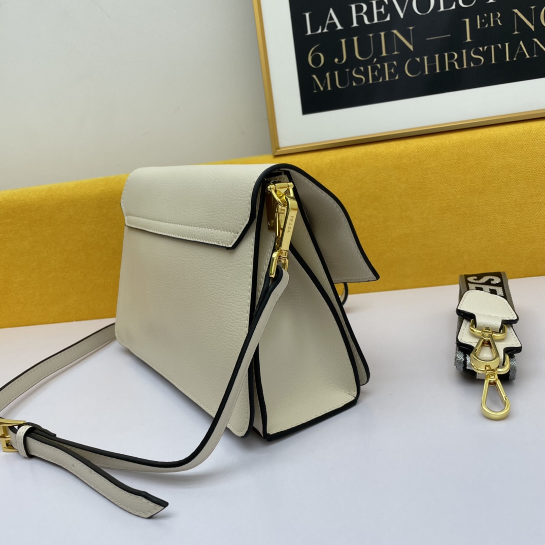 P*rada Top Bag 27*17*10cm