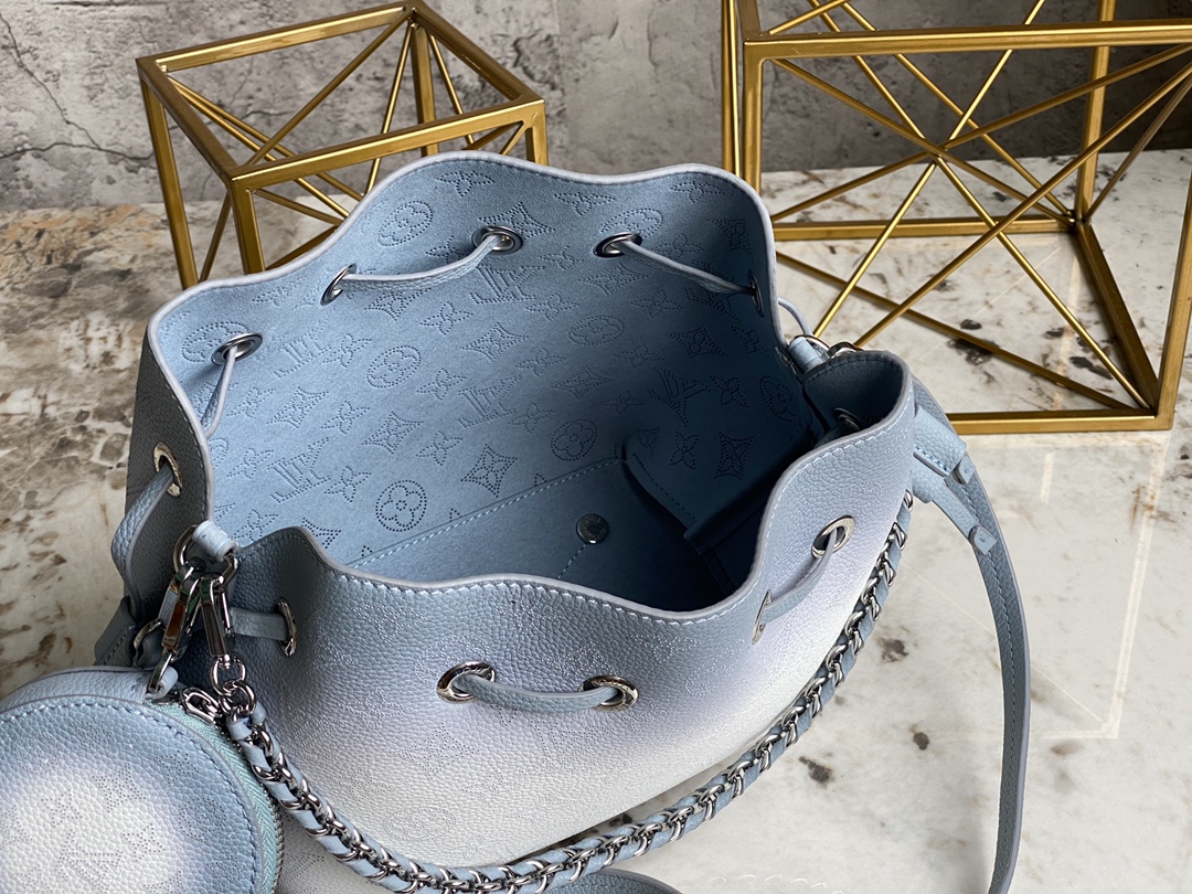 L*ouis V*uitton Bag Top Quality 19*22*14CM