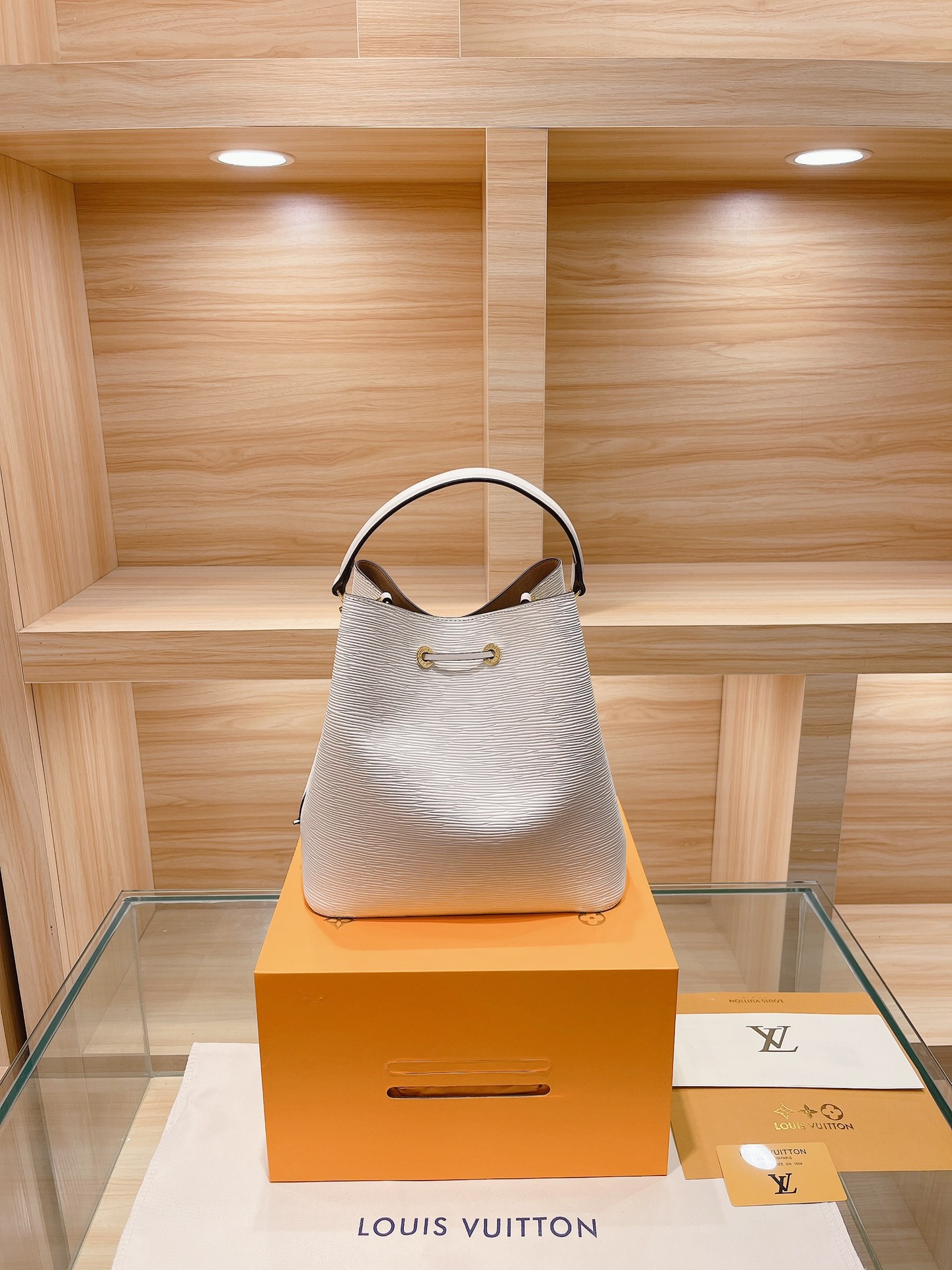 L*ouis V*uitton Top Bag 25*26cm