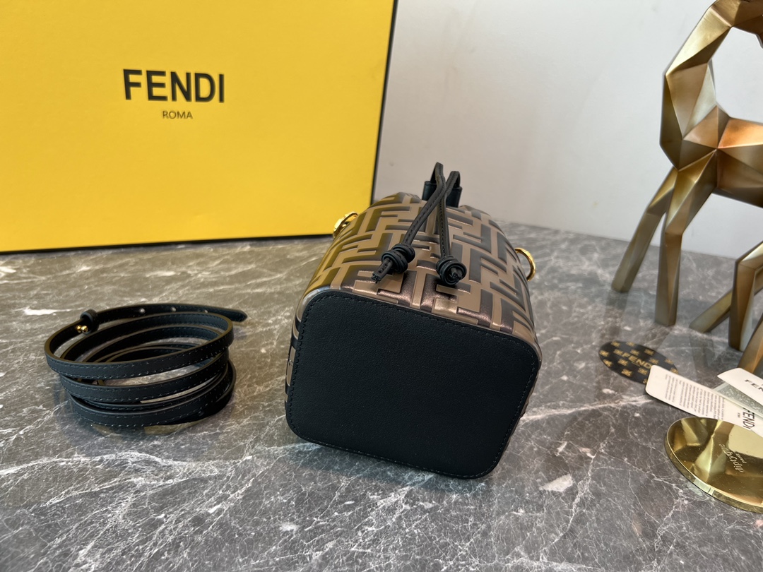 F*endi Bag Top Quality 12*10*18CM