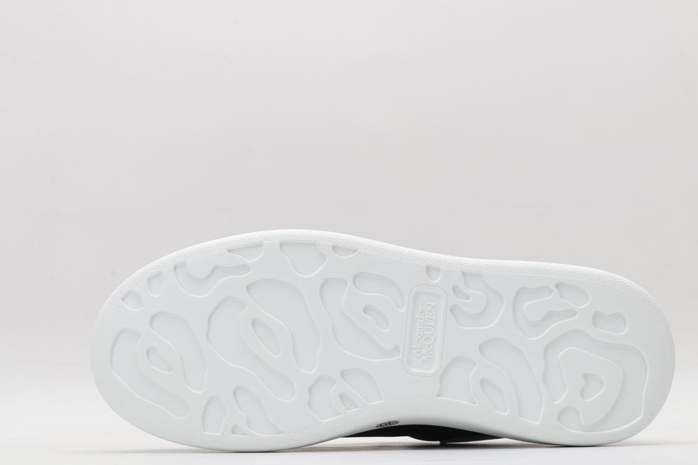 A*exander M*queen Sneaker