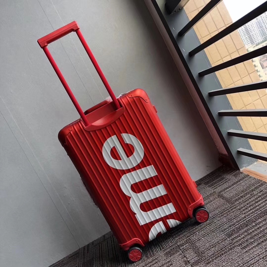 S*upreme Luggage