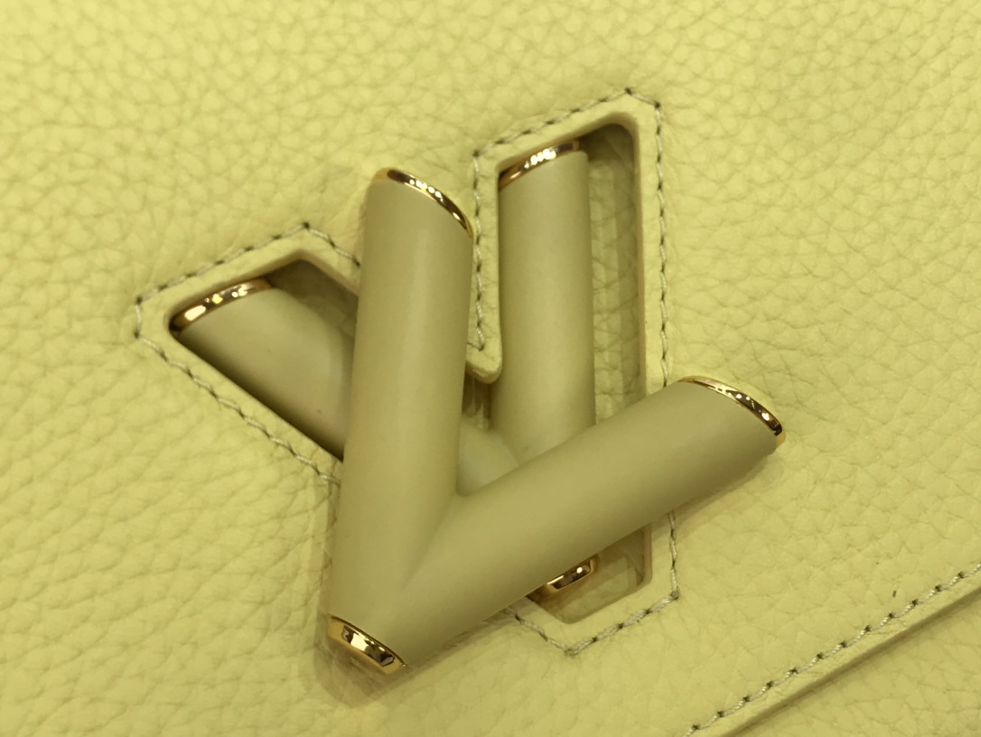 L*ouis V*uitton Top Bag 23cm