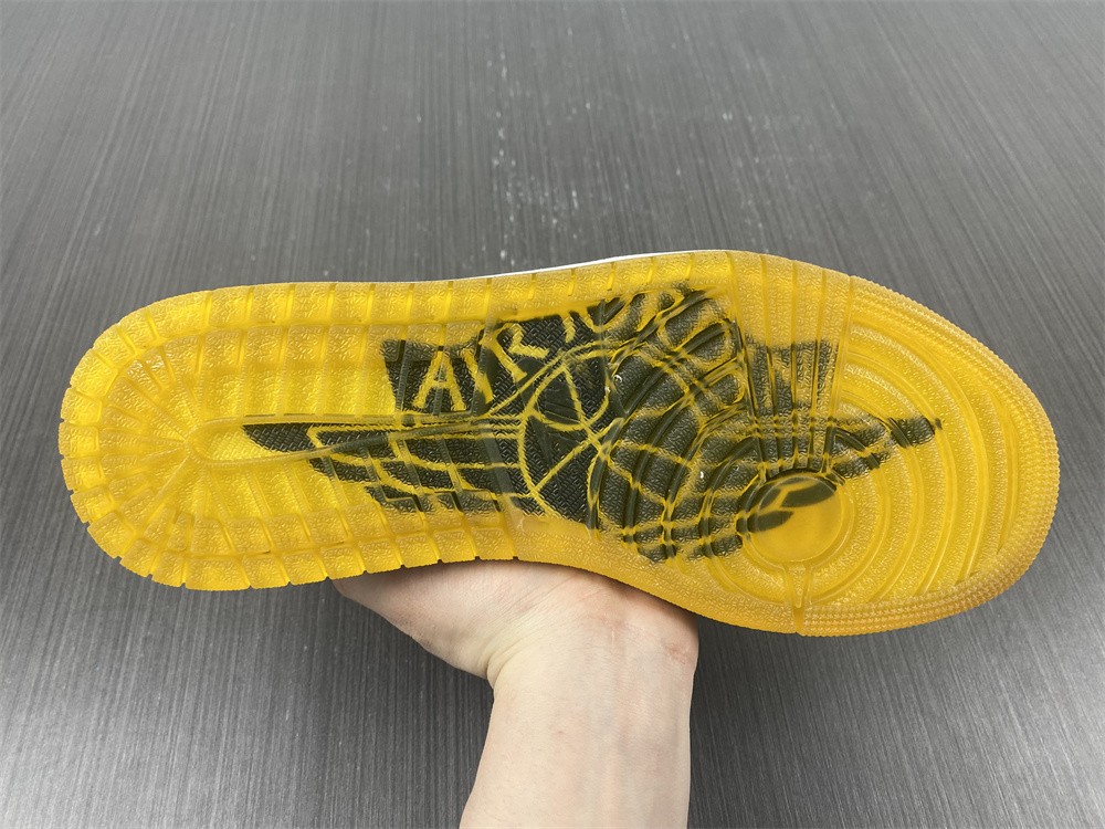 Air Jordan 1 Low OG DH6932-100