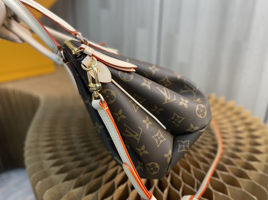 L*ouis V*uitton Bag Top Quality 30.5*22*17CM