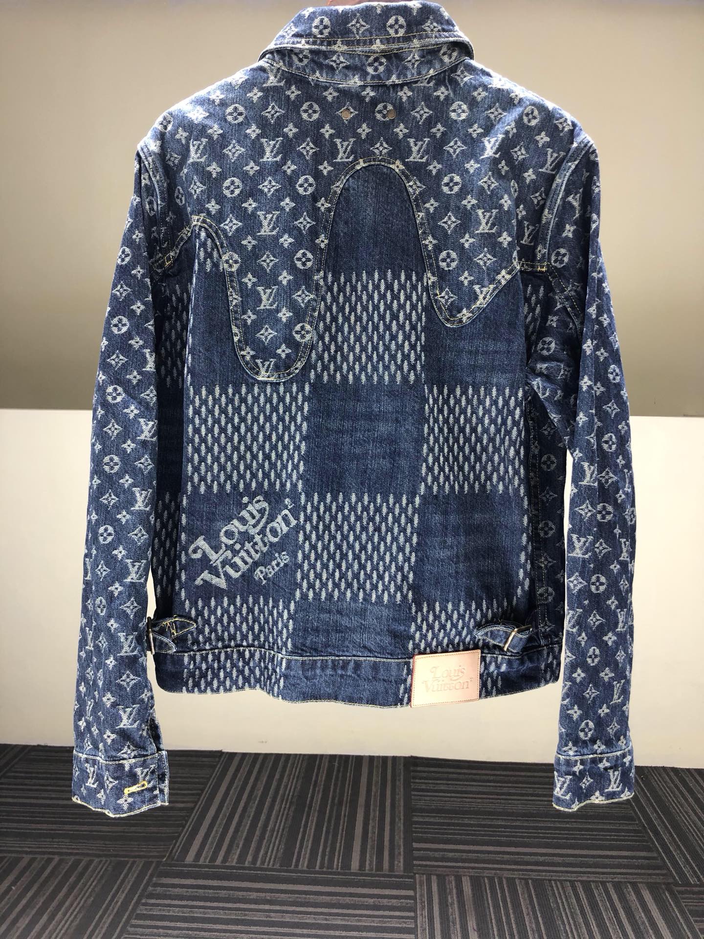 Men Jacket/Sweater Top Quality13