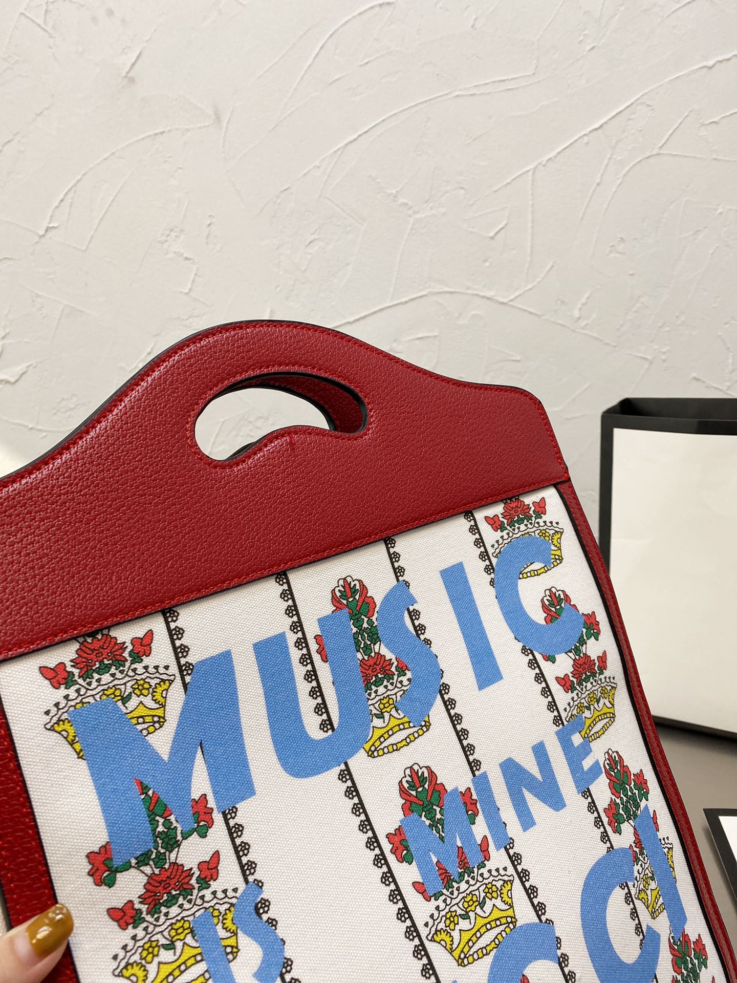 G*ucci Bag Top Quality 33*32CM