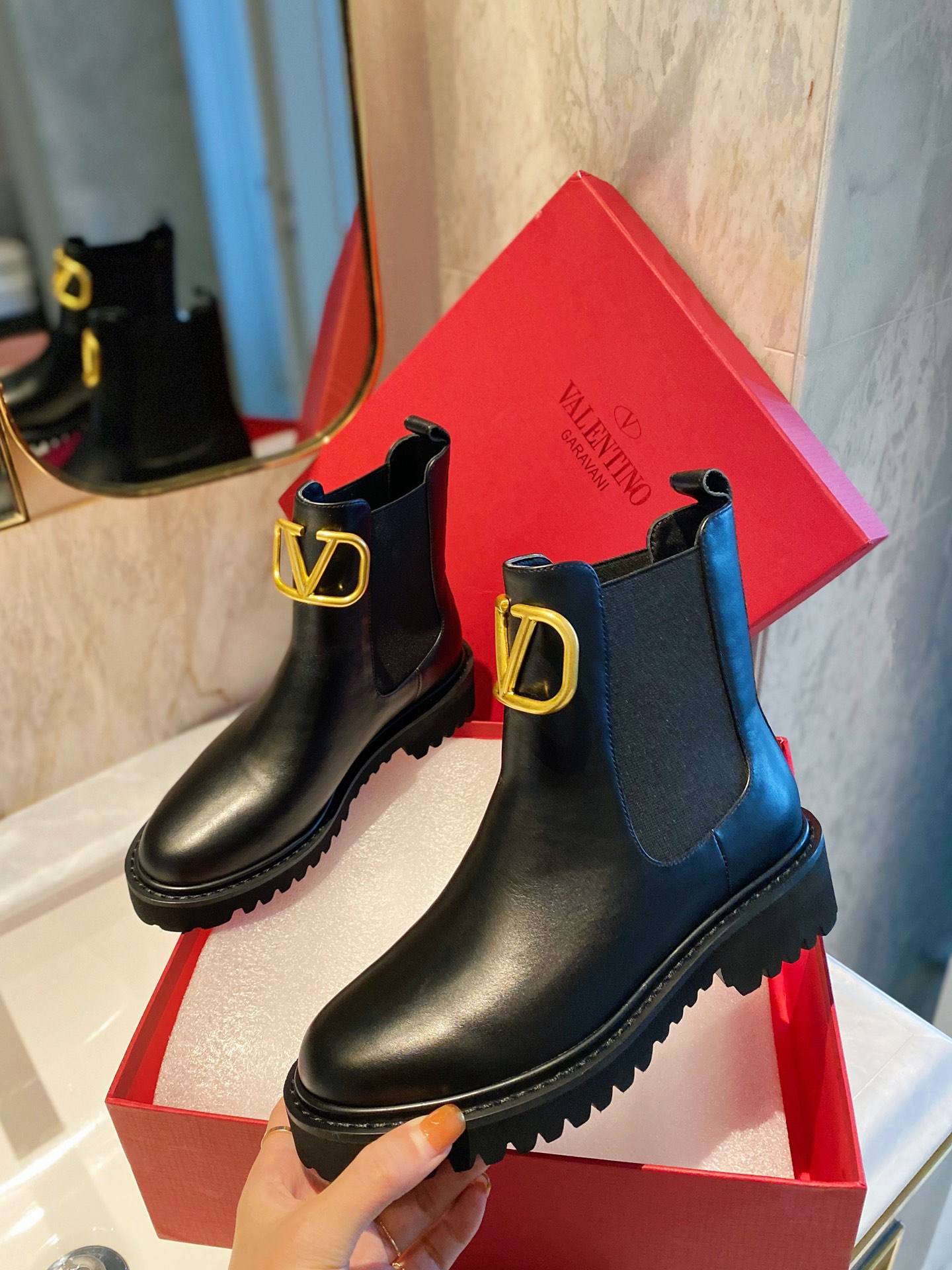 Women π*π΄πΏπΈπππΌππ Top Sneakers