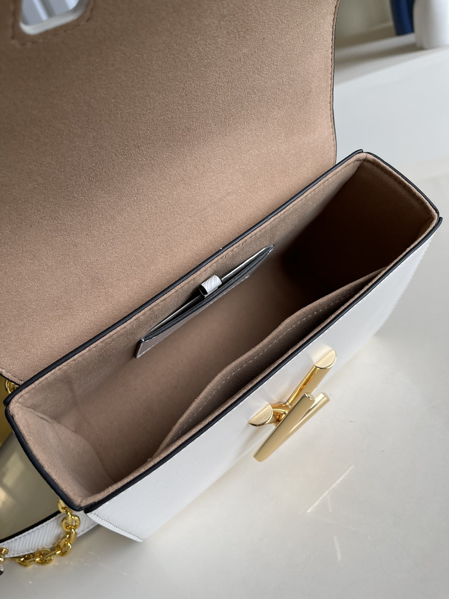 L*ouis V*uitton Bag Top Quality 23 x 17 x 9.5cm