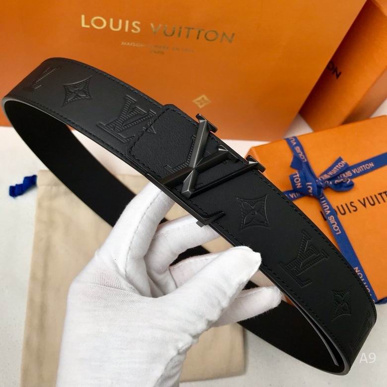 L*uis V*itton Belts Top Version