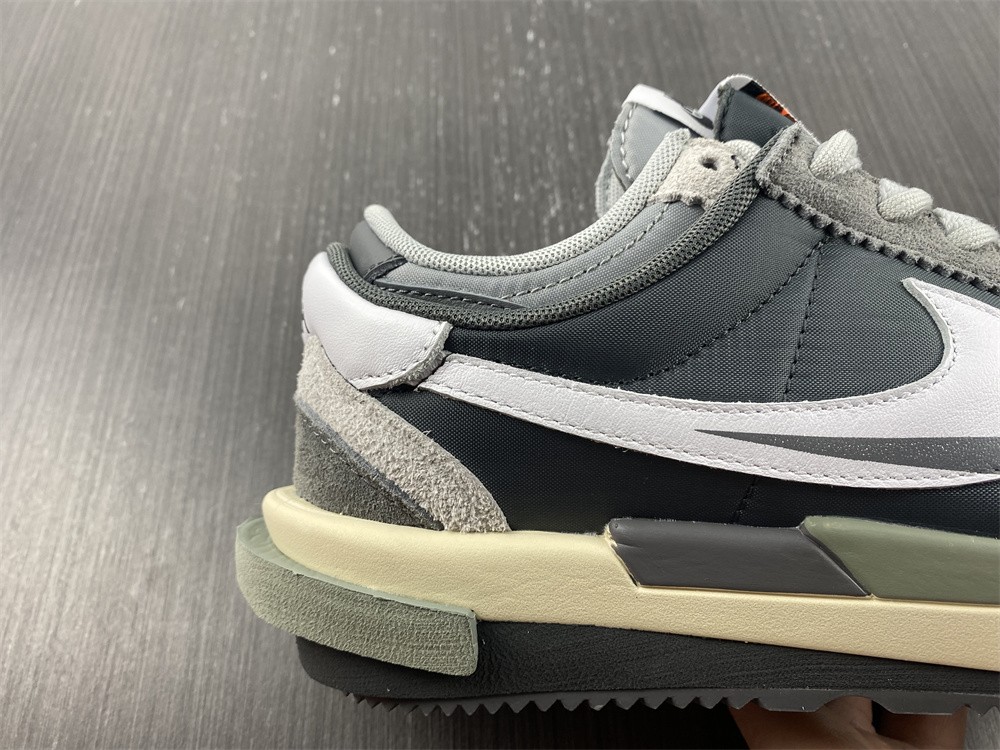from Sacai x Nk Zoom Cortez 4.0 DQ0581-001