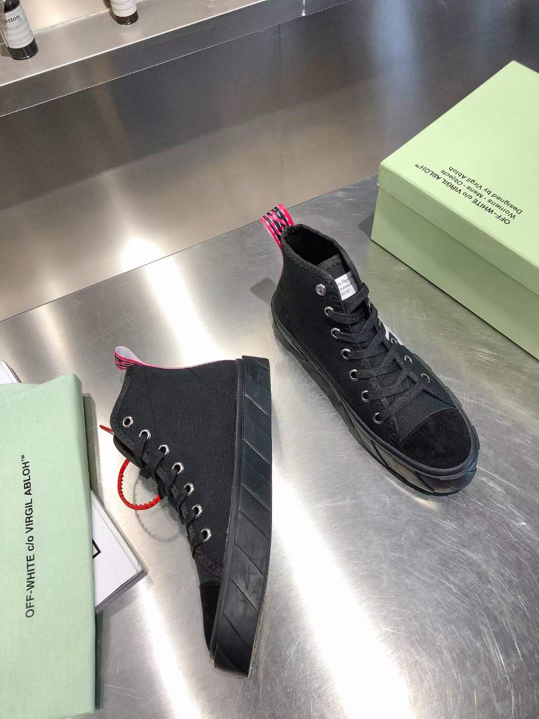 Men Off W*hite Top Sneaker