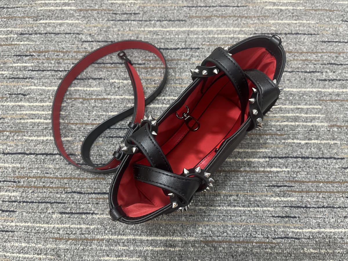 Bag C*hristian L*ouboutin Top Quality