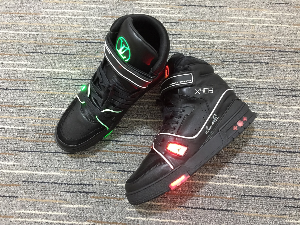 Men L*ouis V*uitton Rivoli Top Sneaker