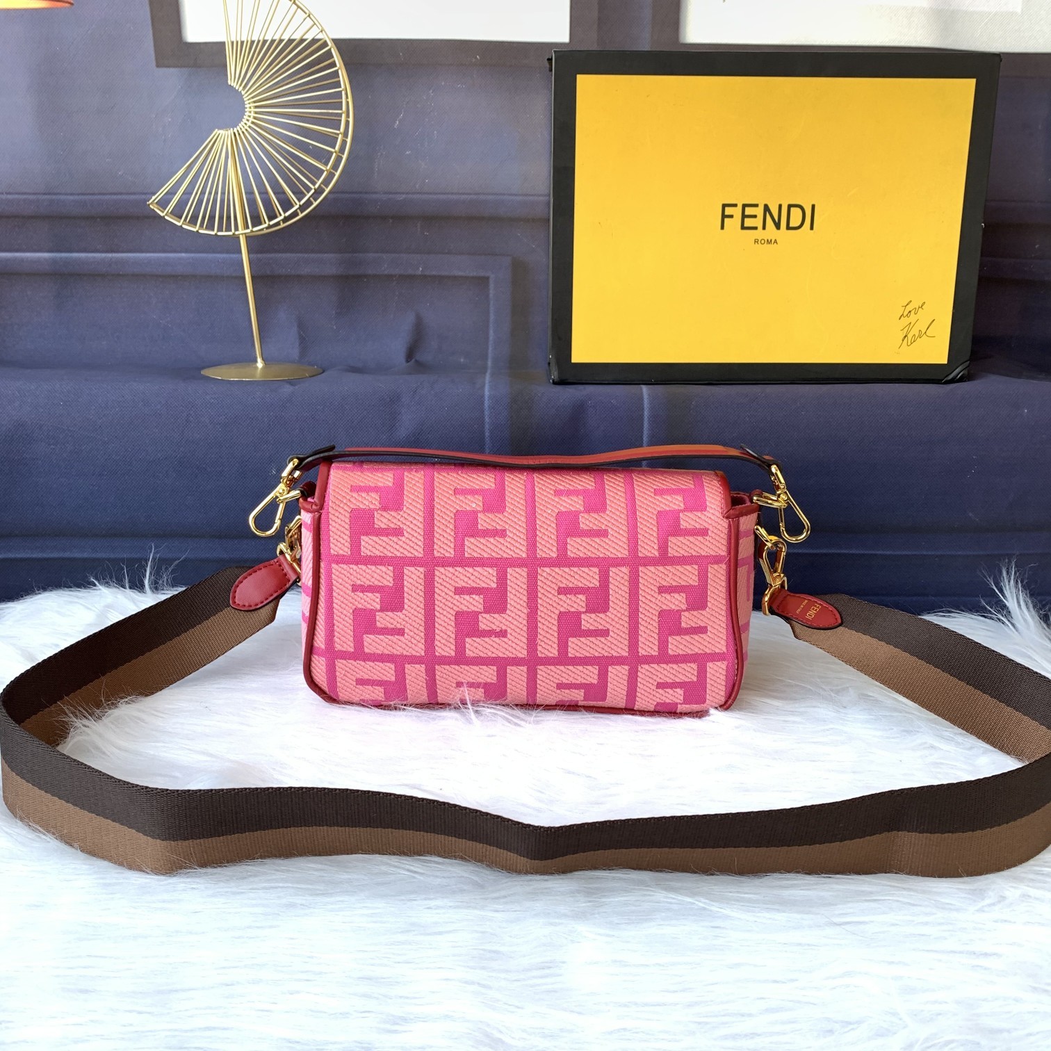 F*endi Top Bag 26*14*4cm