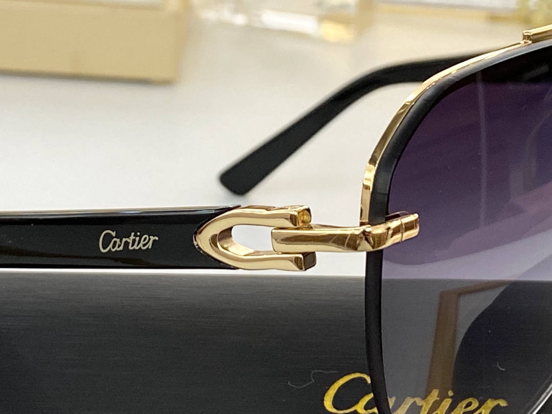 C*artier Glasses Top